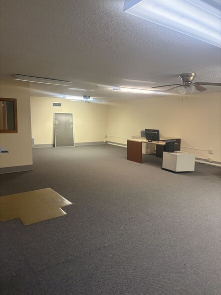 913 Gulf Breeze Pky, Gulf Breeze, FL for sale - Building Photo - Image 3 of 235