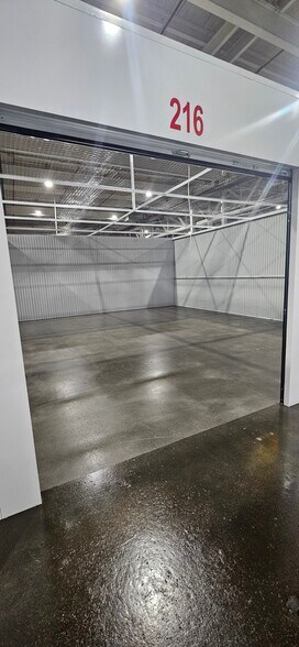 3412 Monroe Rd, Charlotte, NC à louer - Photo du bâtiment - Image 3 de 11