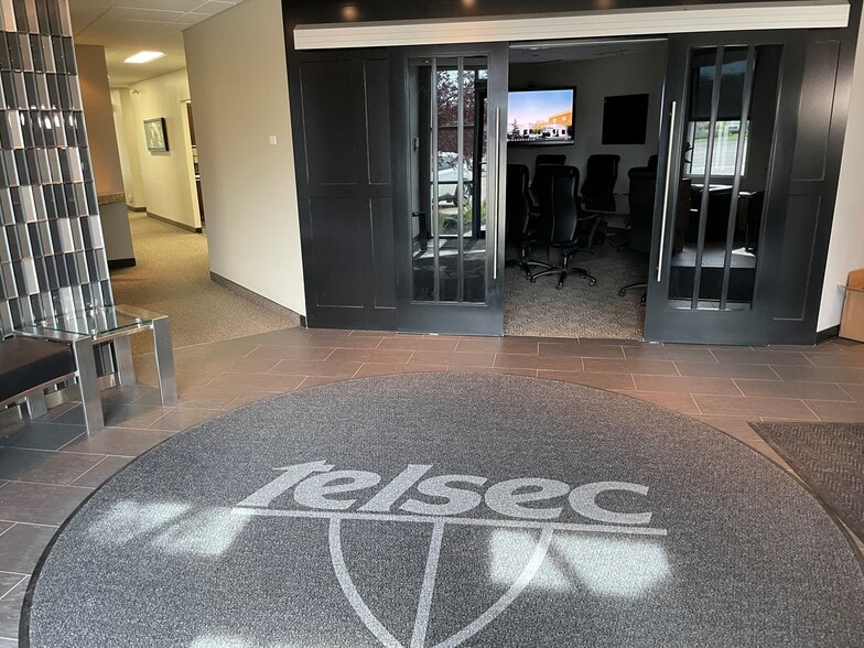 3150 114th Ave SE, Calgary, AB for lease - Interior Photo - Image 3 of 9