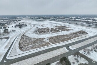 16800 Executive Plaza Dr, Dearborn, MI - Aérien  Vue de la carte
