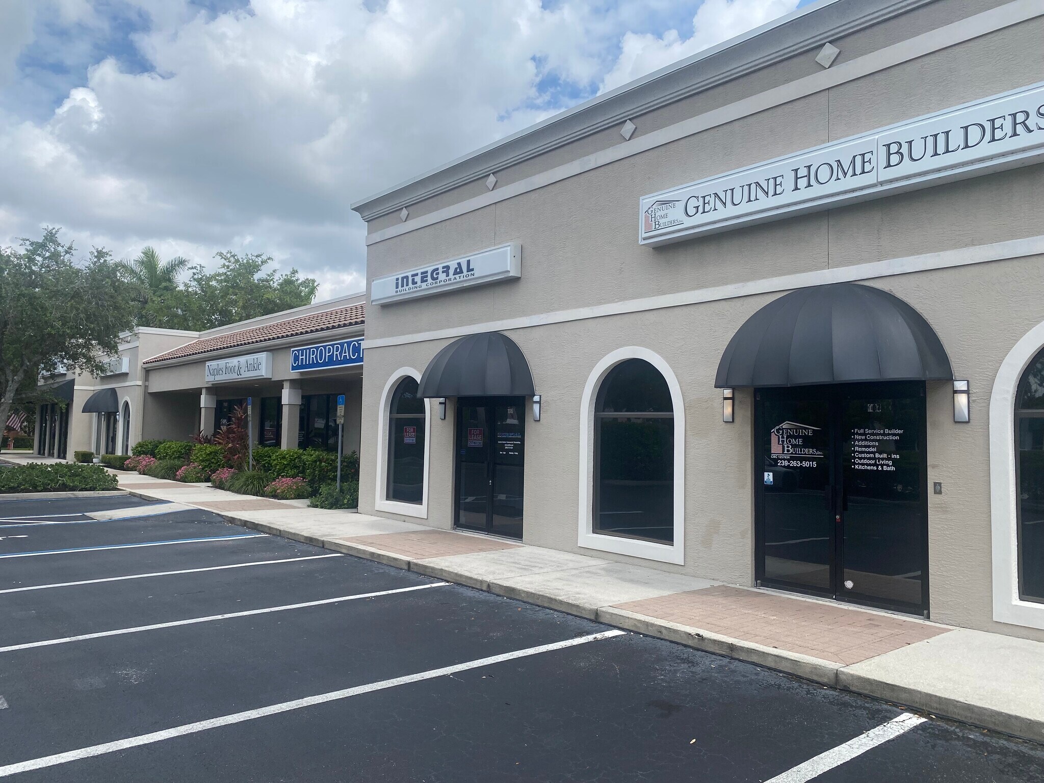 3942 Radio Rd, Naples, FL à vendre Photo du bâtiment- Image 1 de 1