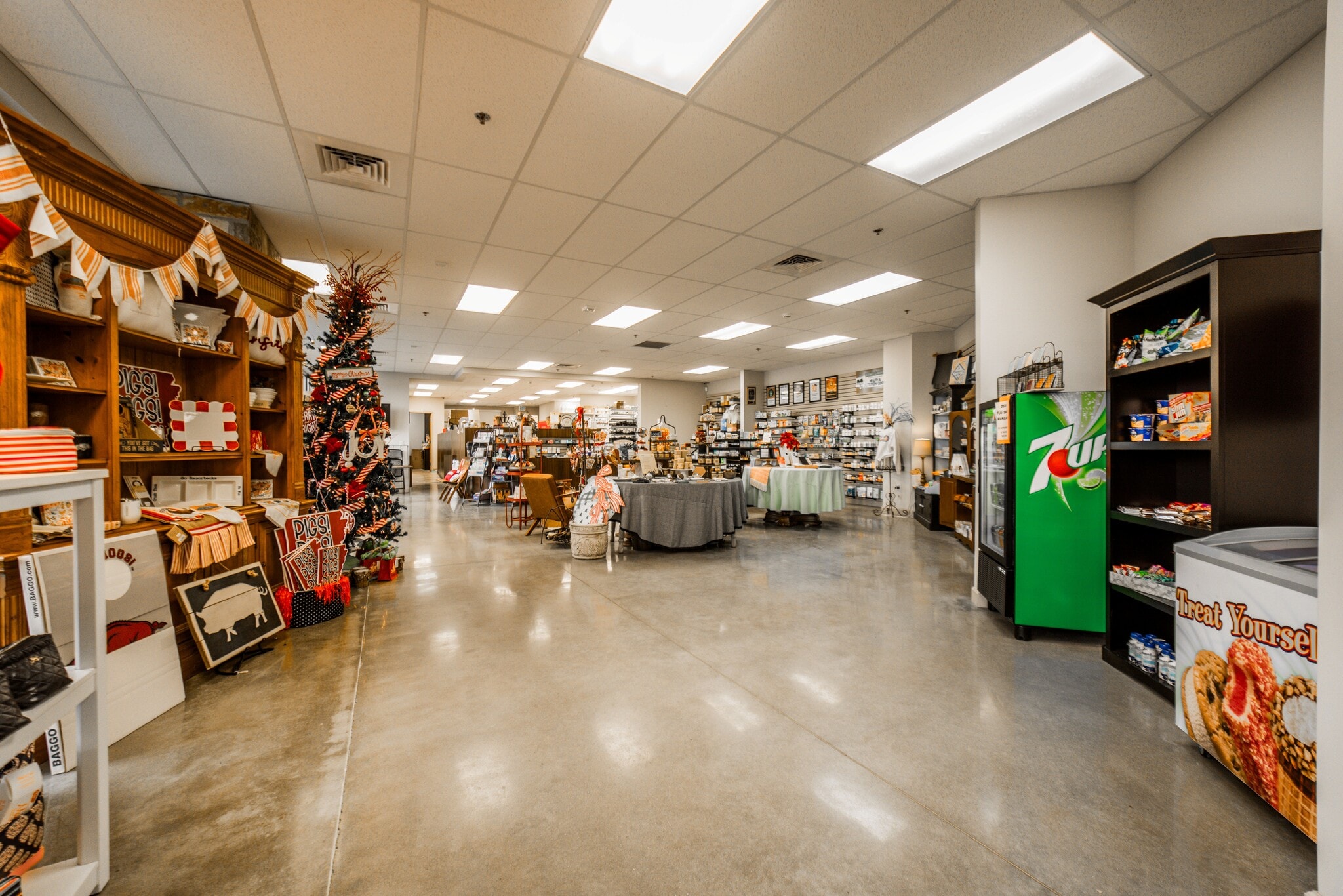 16115 Saint Vincent Way, Little Rock, AR for lease Interior Photo- Image 1 of 4