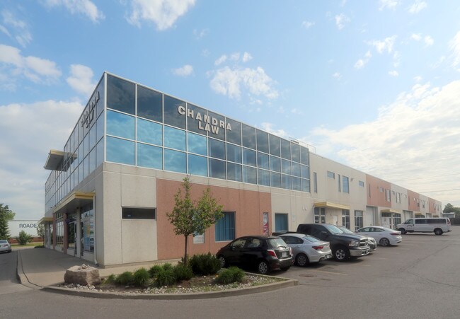 Plus de détails pour 101 Westmore Dr, Toronto, ON - Flex à vendre