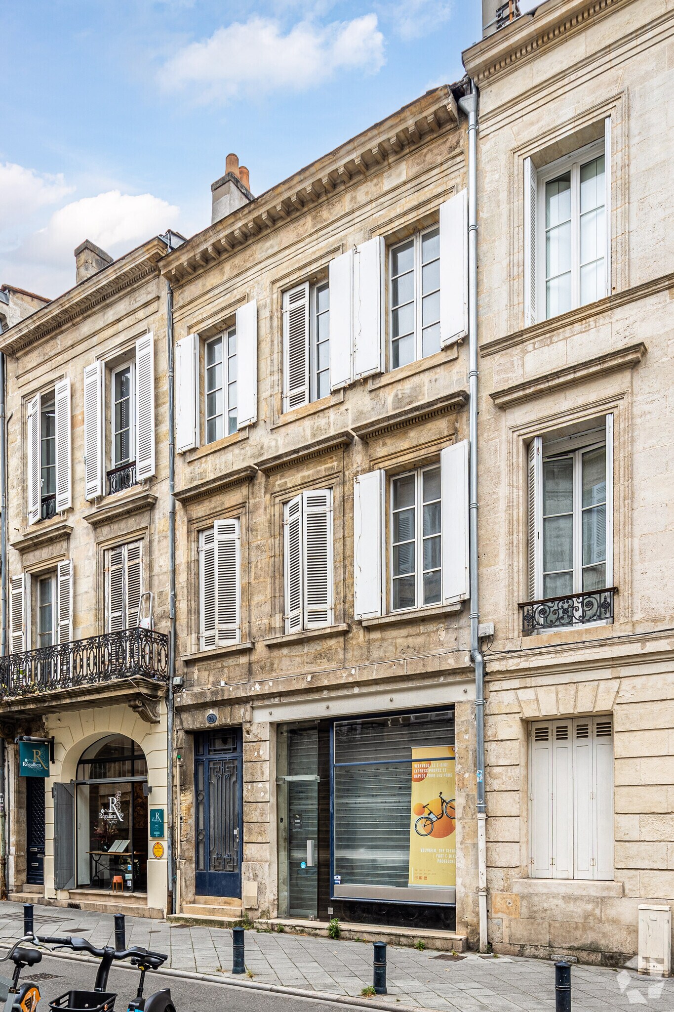 79 Rue Du Palais Gallien, Bordeaux for lease Primary Photo- Image 1 of 2
