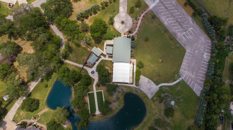 2300 Koster Rd, Alvin, TX à vendre - Photo du bâtiment - Image 1 de 30