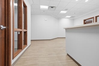 1111 Delafield St, Waukesha, WI for lease Interior Photo- Image 1 of 17