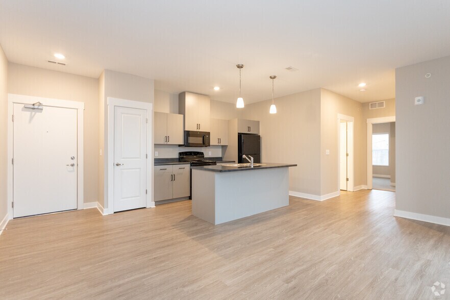 2111 Heyboer Dr, Holland, MI à vendre - Photo intérieure - Image 3 de 24