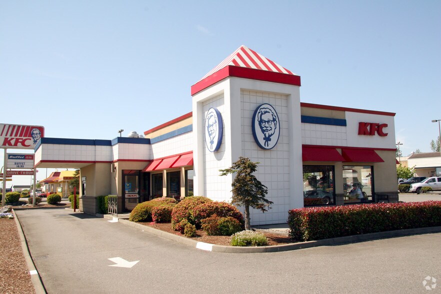 19619 State Route 2, Monroe, WA à louer - Photo du bâtiment - Image 2 de 8