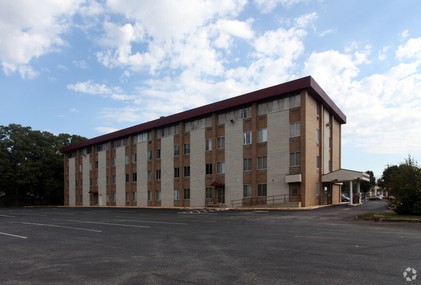 7801 Old Branch Ave, Clinton, MD for sale - Primary Photo - Image 1 of 1