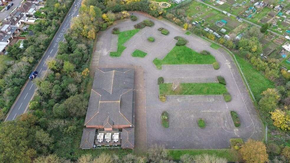 265 The Ridgeway, Harrow for lease - Building Photo - Image 3 of 19