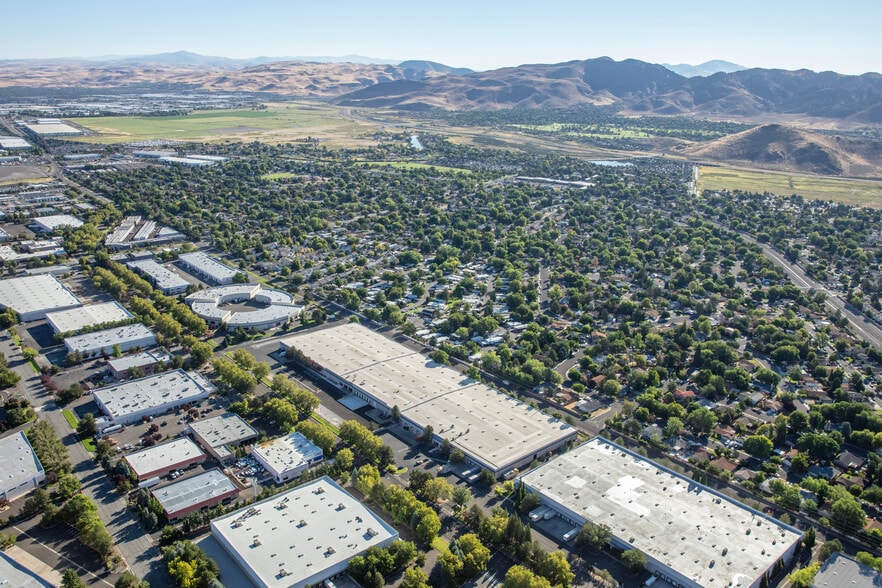 4910-4990 Longley Ln, Reno, NV for lease - Building Photo - Image 2 of 4