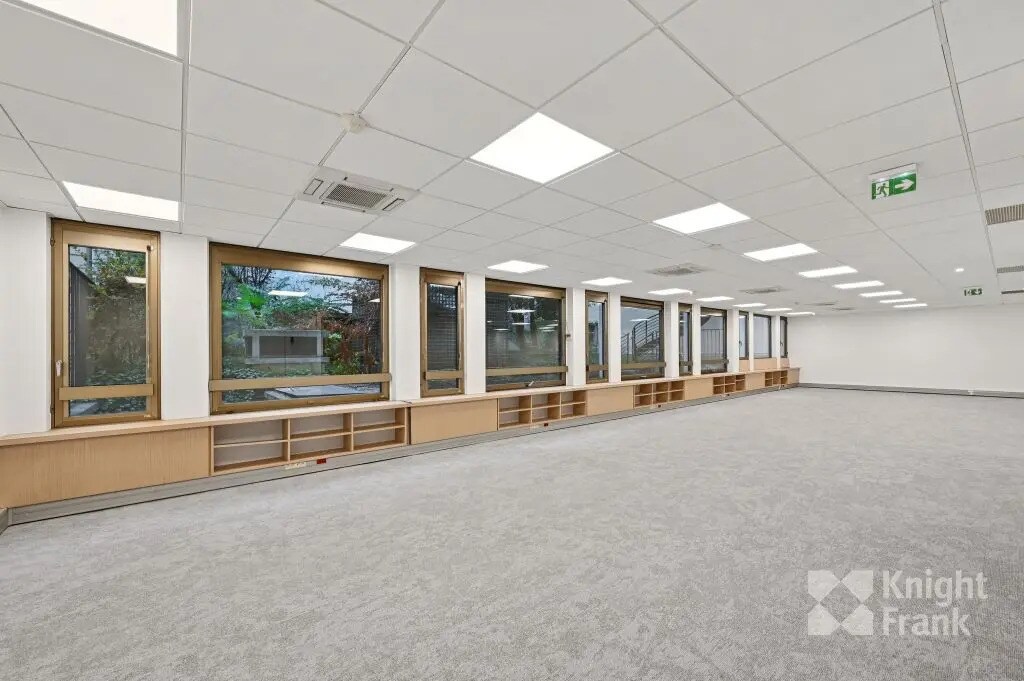 6 Avenue Marceau, Paris à louer Photo du bâtiment- Image 1 de 15