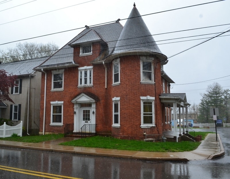 1919 W Point Pike, Lansdale, PA for sale Primary Photo- Image 1 of 34