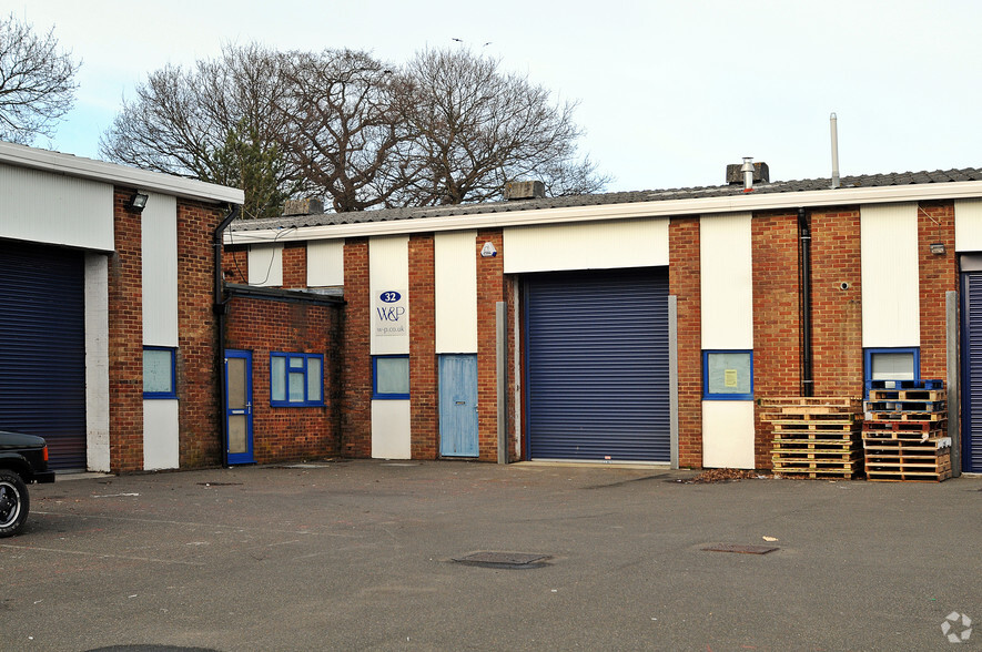 38 Station Road Industrial Estate, Hailsham à vendre - Photo principale - Image 1 de 1