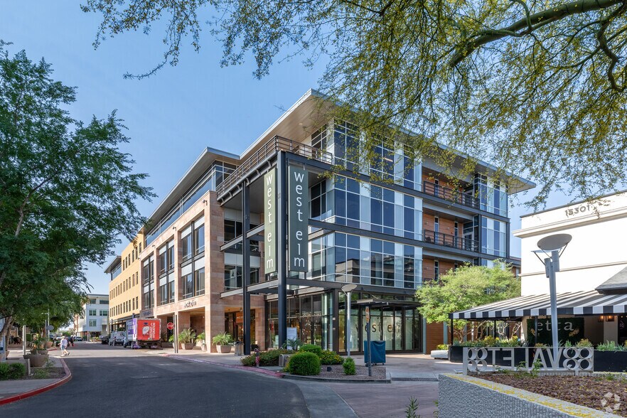 15169 N Scottsdale Rd, Scottsdale, AZ à louer - Photo du bâtiment - Image 2 de 7