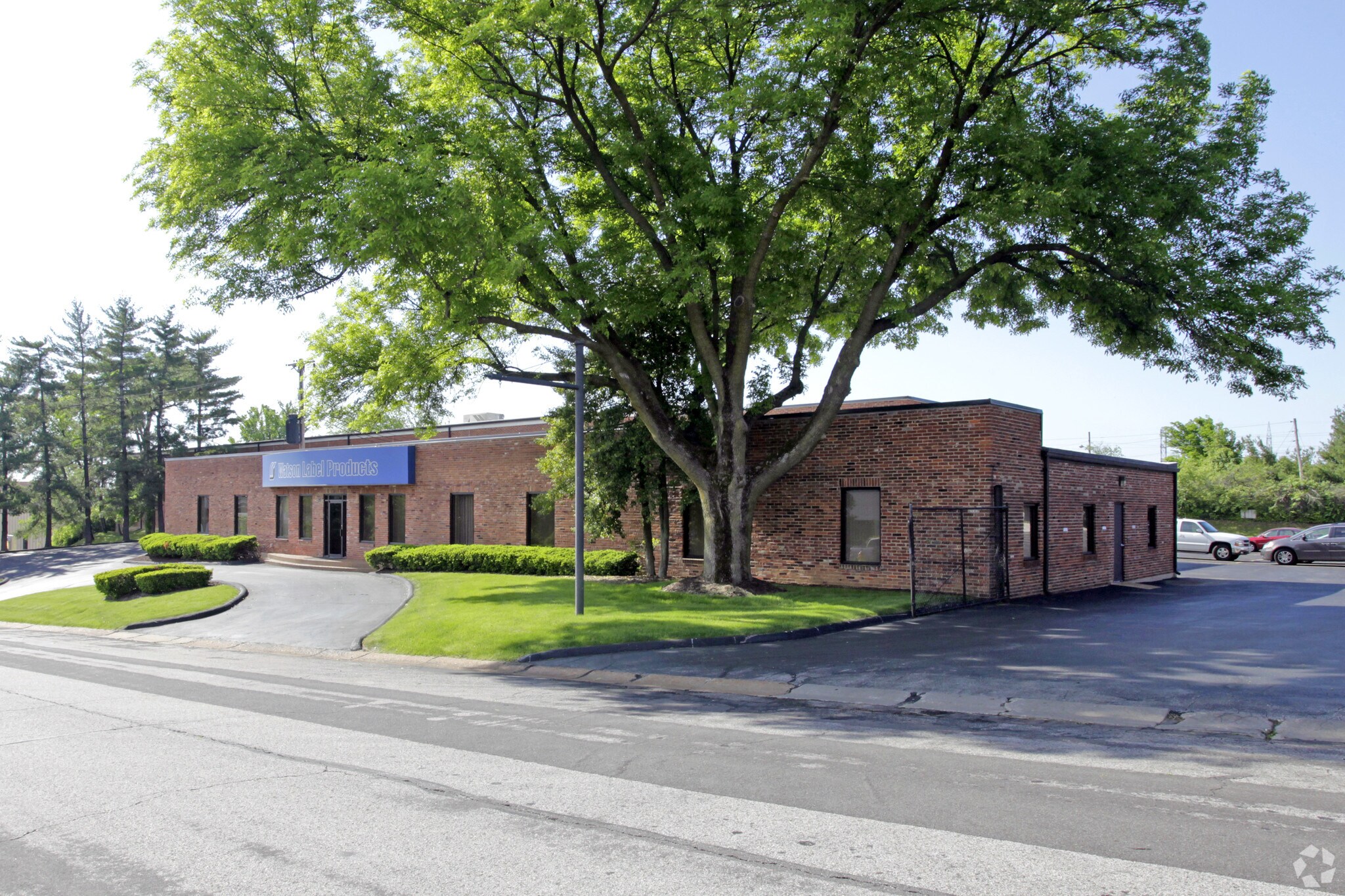 10612-10616 Trenton Ave, Saint Louis, MO for lease Building Photo- Image 1 of 7