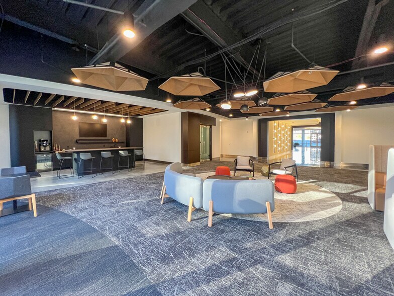 3020 Carrington Mill Blvd, Morrisville, NC à louer - Hall d’entrée - Image 3 de 14