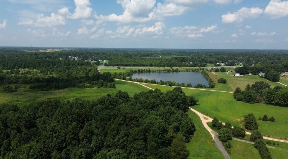 13010 Cedar Hill Pl, Waldorf, MD for sale - Primary Photo - Image 1 of 22
