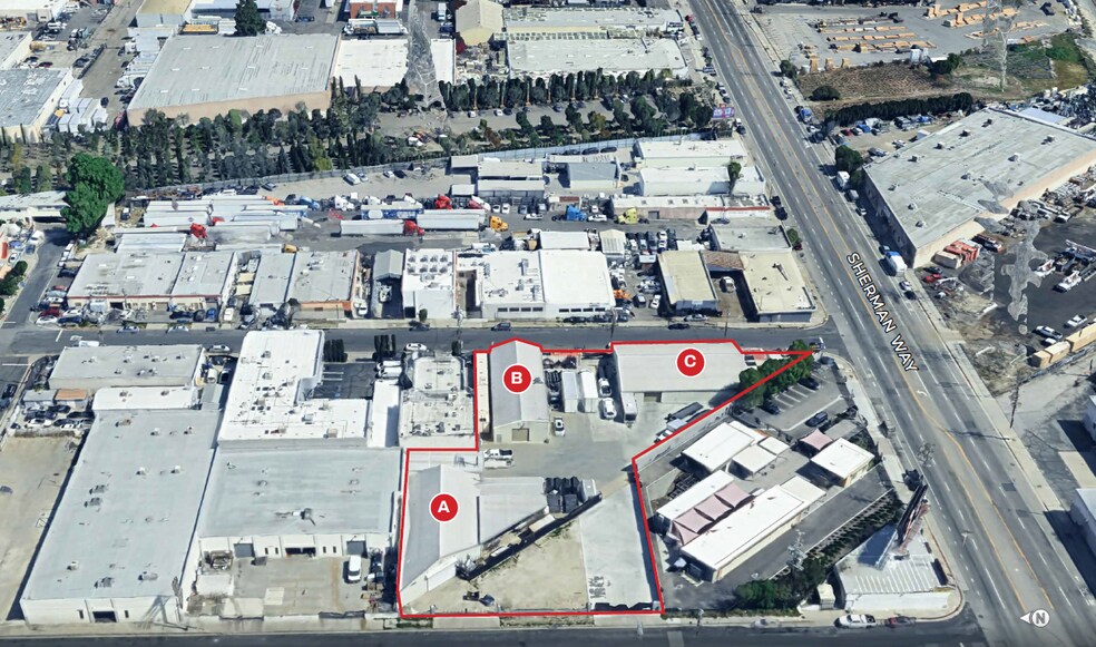 11823 Sherman Way, North Hollywood, CA à vendre - Photo du bâtiment - Image 2 de 14