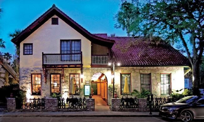 Plus de détails pour 115 Cordova St, Saint Augustine, FL - Services hôteliers à vendre