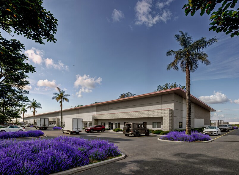 8361 Northup Dr, Punta Gorda, FL à vendre - Photo du bâtiment - Image 1 de 3
