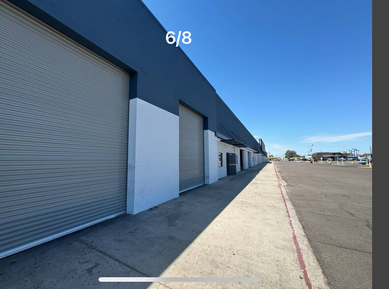 4225 W Indian School Rd, Phoenix, AZ for lease - Building Photo - Image 3 of 11