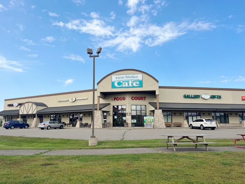 110 Wall St, Onamia, MN for sale - Building Photo - Image 1 of 33