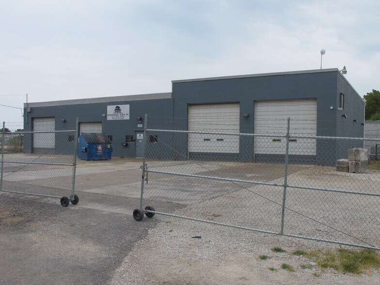 1530 E Atlantic St, Springfield, MO for sale - Building Photo - Image 2 of 12