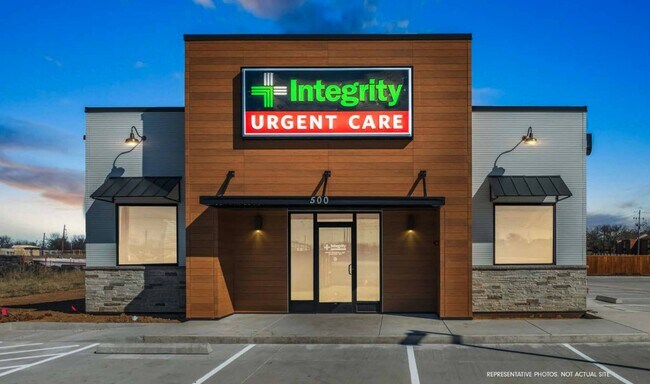 More details for 618 W US Highway 79, Rockdale, TX - Retail for Sale