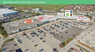 Plus de détails pour 2308-2406 S Green Bay Rd, Racine, WI - Commerce de détail à louer