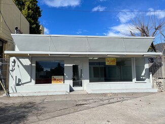 Plus de détails pour 8425 Melrose Ave, West Hollywood, CA - Vente au détail à louer