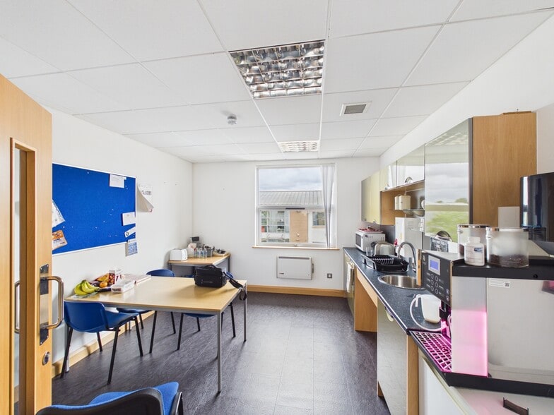 12 Starlaw Business Park, Livingston for sale - Building Photo - Image 3 of 11