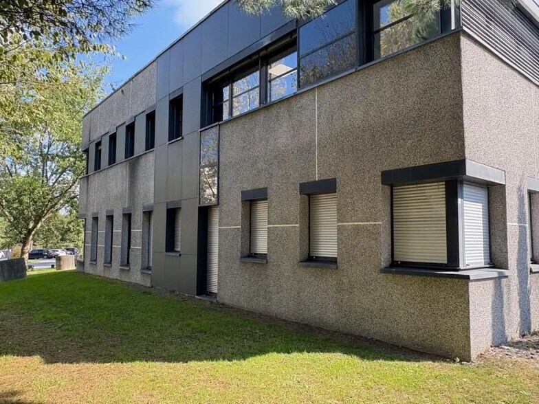 Bureau dans Saint-Herblain à louer - Photo du bâtiment - Image 1 de 8