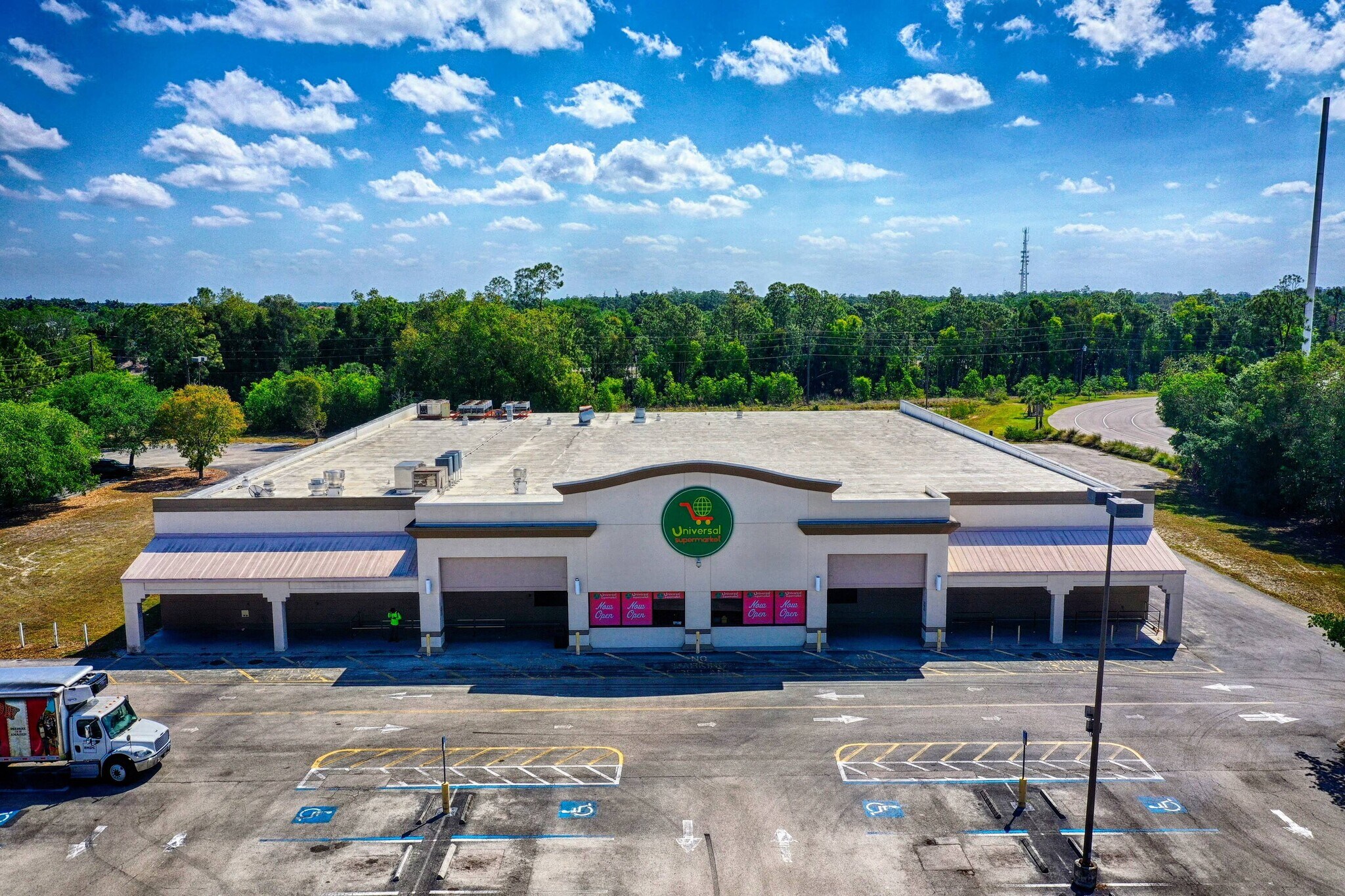 18731-18751 Three Oaks Pky, Fort Myers, FL for lease Building Photo- Image 1 of 10