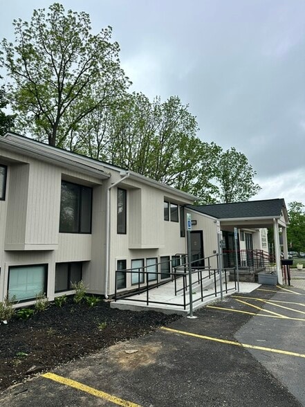 656 Kreag Rd, Pittsford, NY for lease - Building Photo - Image 2 of 25