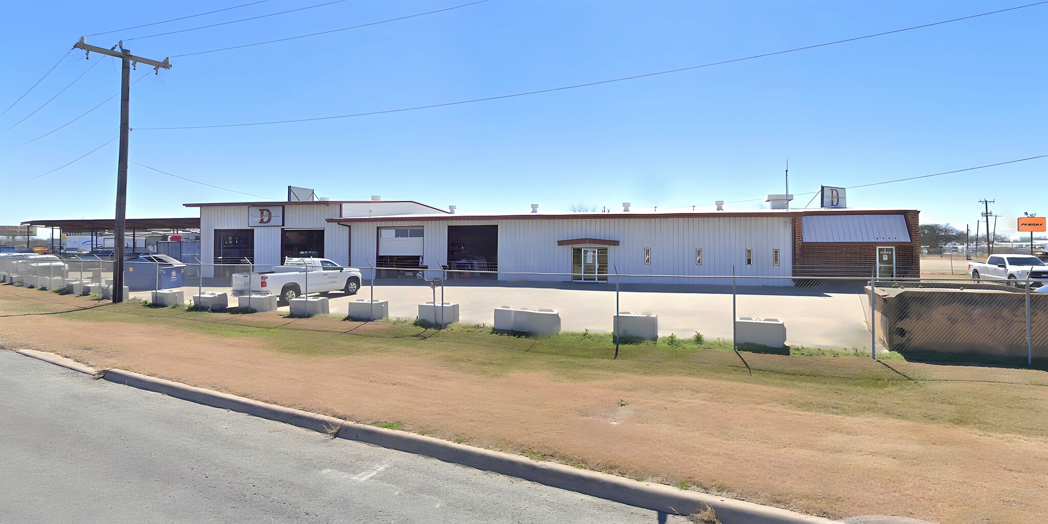 8007 NE Loop 410, San Antonio, TX for sale Primary Photo- Image 1 of 18