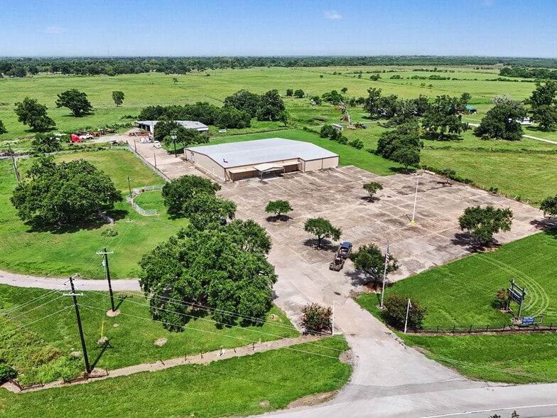 37310 FM 521 Rd, Brazoria, TX for lease - Building Photo - Image 2 of 32