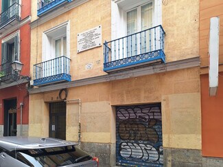 Plus de détails pour Multi-résidentiel à vendre