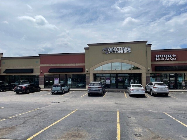 1209 N Belt Hwy, Saint Joseph, MO à louer - Photo du bâtiment - Image 2 de 5