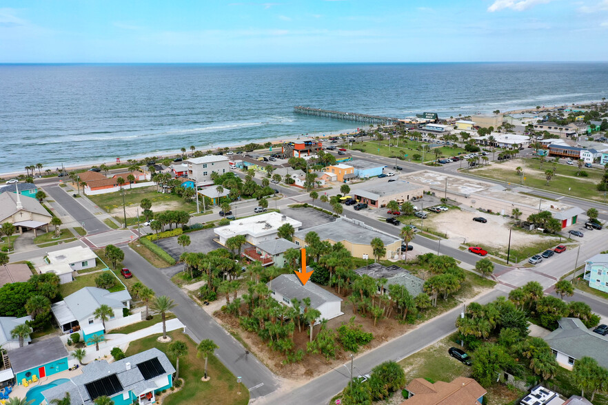 213 N 3rd St, Flagler Beach, FL for sale - Primary Photo - Image 1 of 1