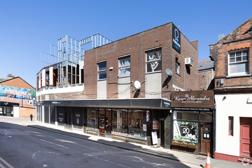 2-12 Avebury Ave, Tonbridge à vendre - Photo du bâtiment - Image 3 de 3