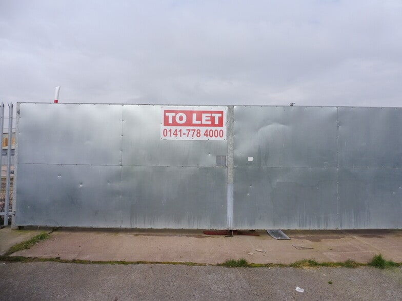 121 Barfillan Dr, Glasgow for lease - Building Photo - Image 2 of 4