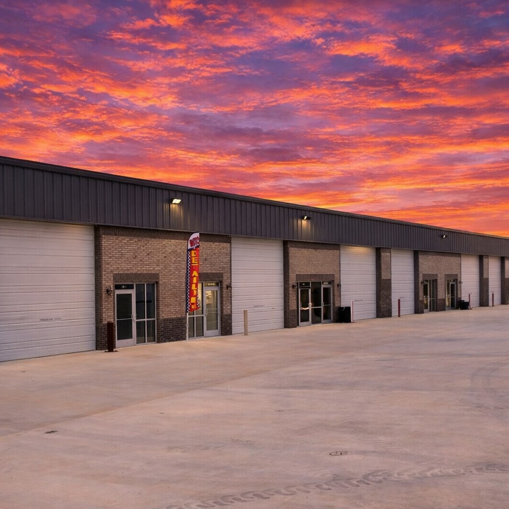 4103 W Sunshine St, Springfield, MO for lease Primary Photo- Image 1 of 15