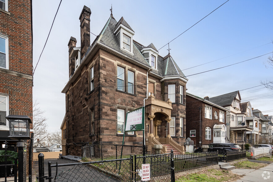 219 Mount Prospect Ave, Newark, NJ for sale - Primary Photo - Image 1 of 1