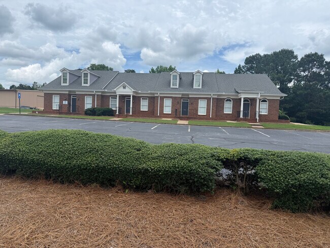 Plus de détails pour 118 Governors Sq, Peachtree City, GA - Bureau à louer