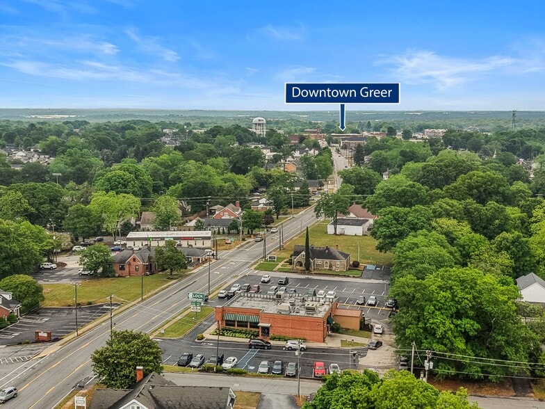 906 W Poinsett St, Greer, SC for sale - Building Photo - Image 3 of 18