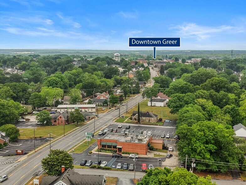906 W Poinsett St, Greer, SC à vendre - Photo du bâtiment - Image 3 de 18