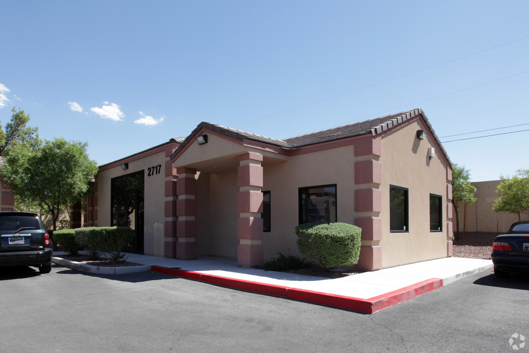 2717 E Russell Rd, Las Vegas, NV for sale Primary Photo- Image 1 of 1