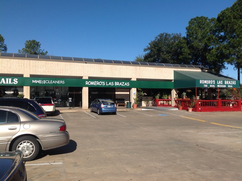 15703 Longenbaugh Dr, Houston, TX for lease - Building Photo - Image 1 of 6