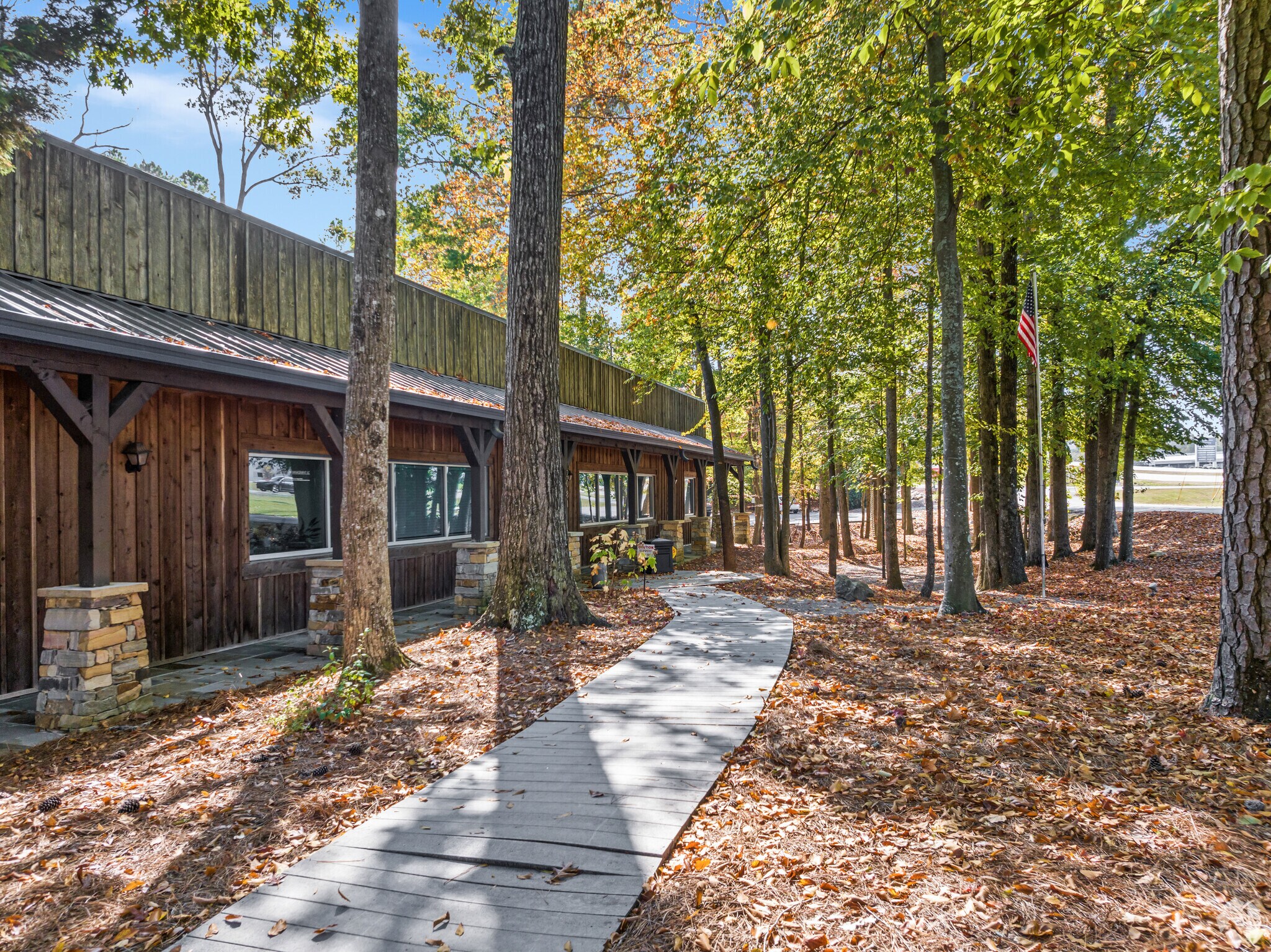2081 Columbiana Rd, Birmingham, AL à louer Photo du bâtiment- Image 1 de 22